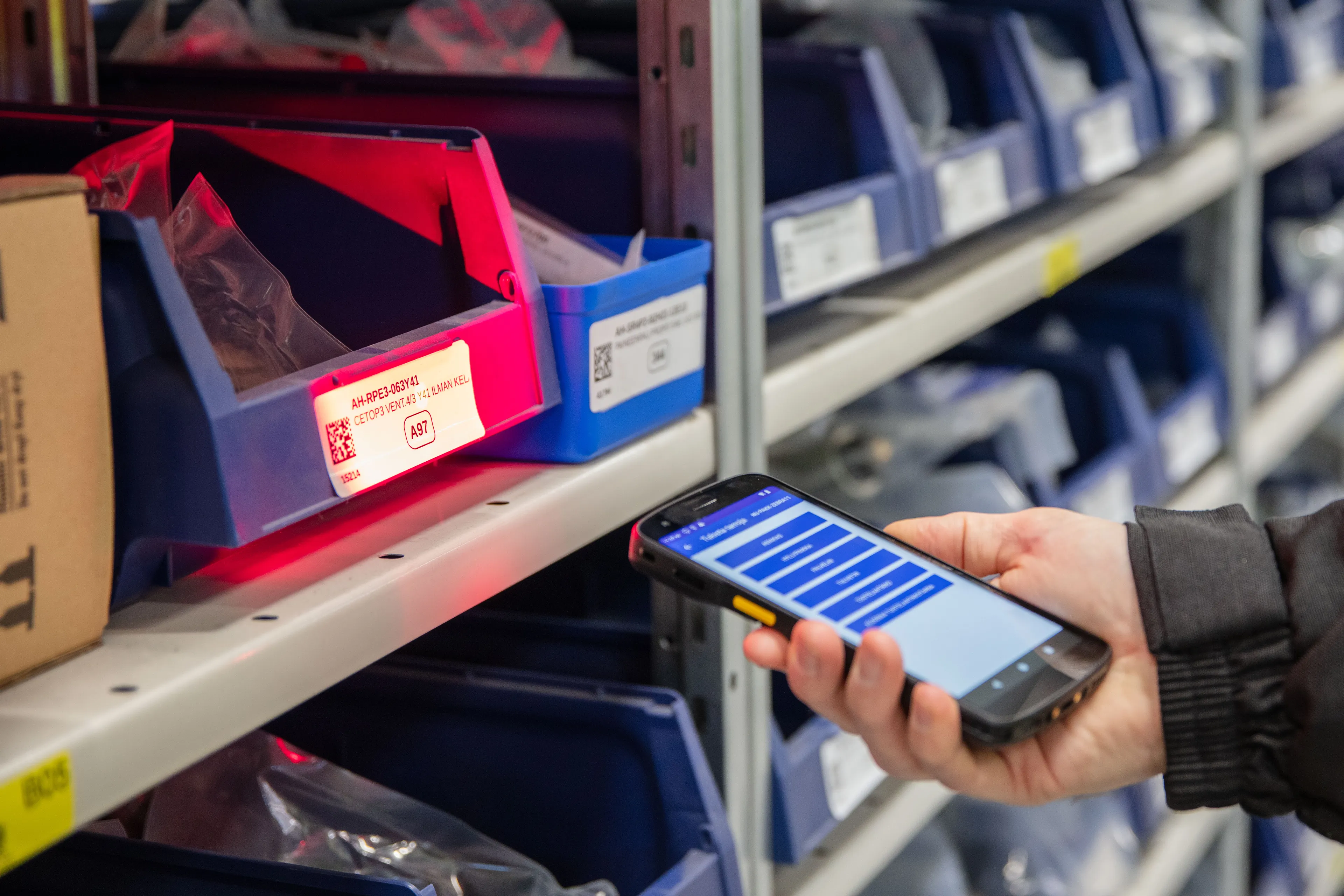 Mobile terminal in warehouses