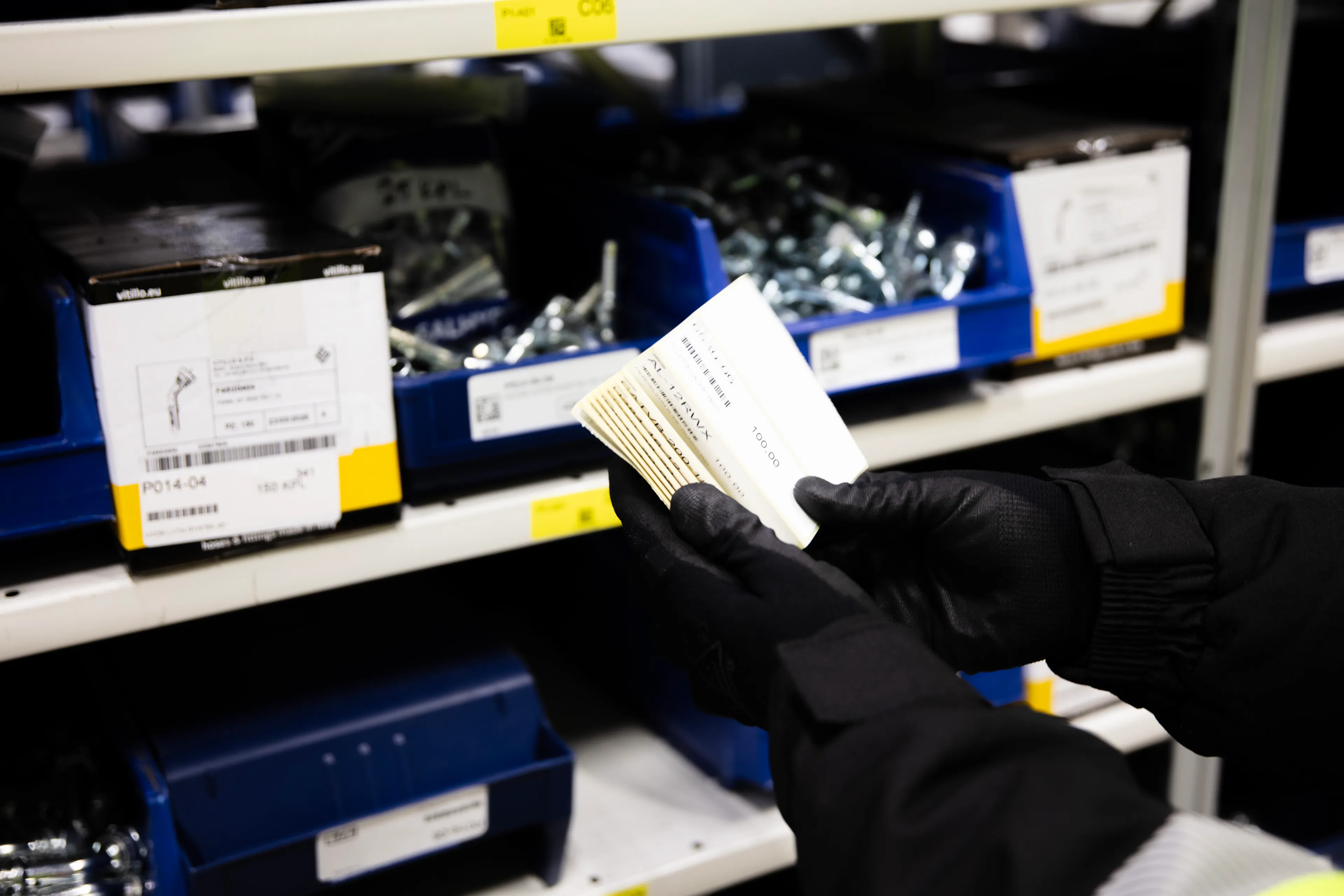 Clear labels and mobile-readable codes speed up product identification and ordering.