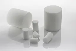 Pipe cleaning sponges