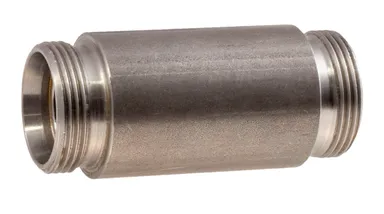 YL - Kevyen sarjan hitsattava läpivienti runko